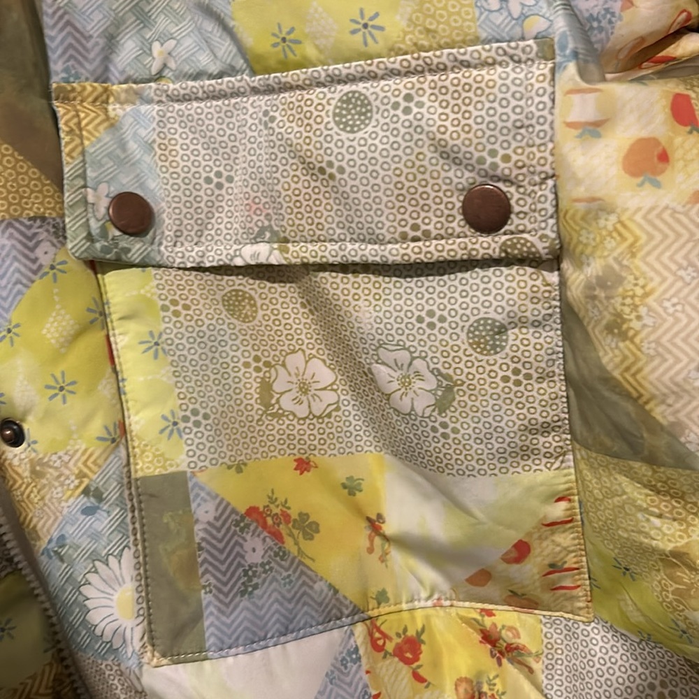 UO Kit Patchwork Printed Nylon Puffer Jacket. MED… - image 4